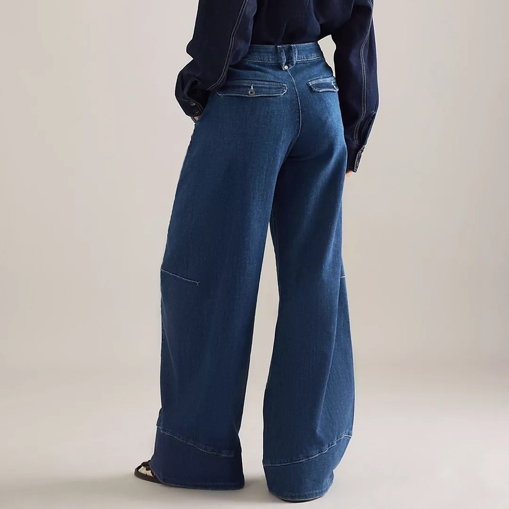 NWT Size 26 - Pilcro Full Curve High-Rise Wide-Leg Jeans